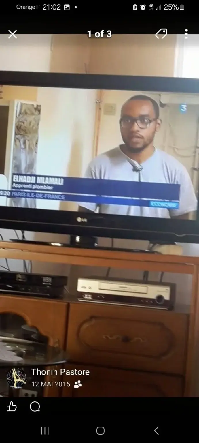 Capture d’écran d’un reportage de France 3 Paris Île-de-France présentant Mlamali Elhadji en 2015.